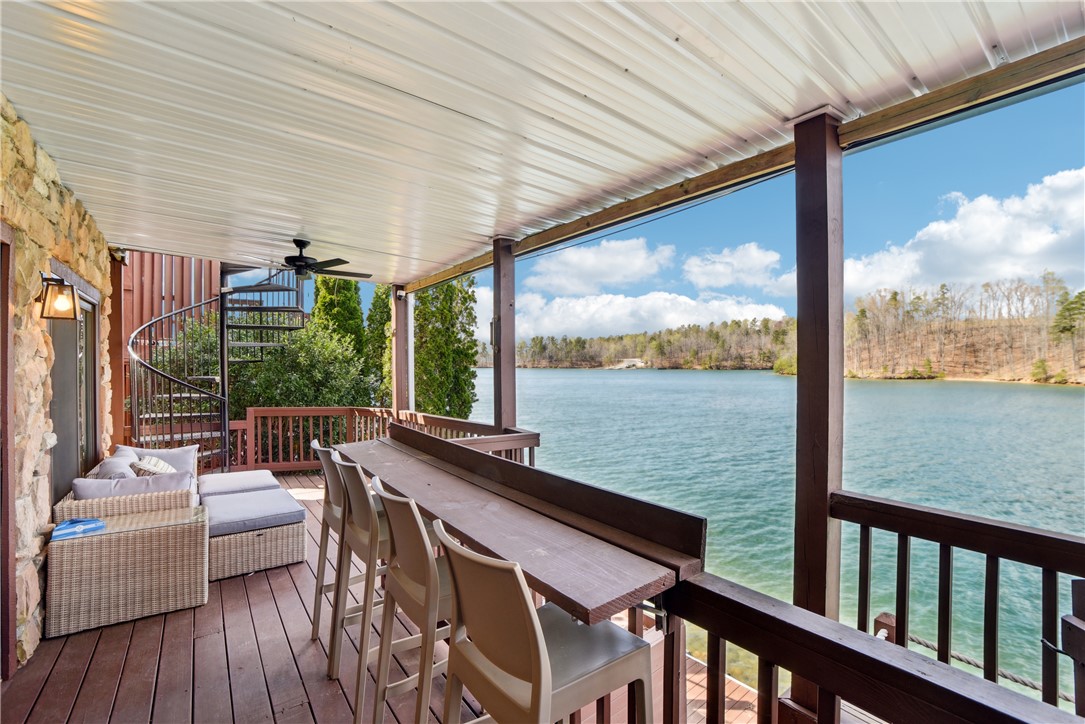 152 Harbour Point Six Mile, SC 29682 - Photo 7 of 44