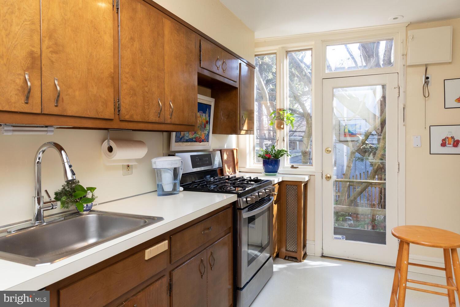 314 Wellesley Road Philadelphia, PA 19119 - Photo 13 of 38 Gallery Image 13