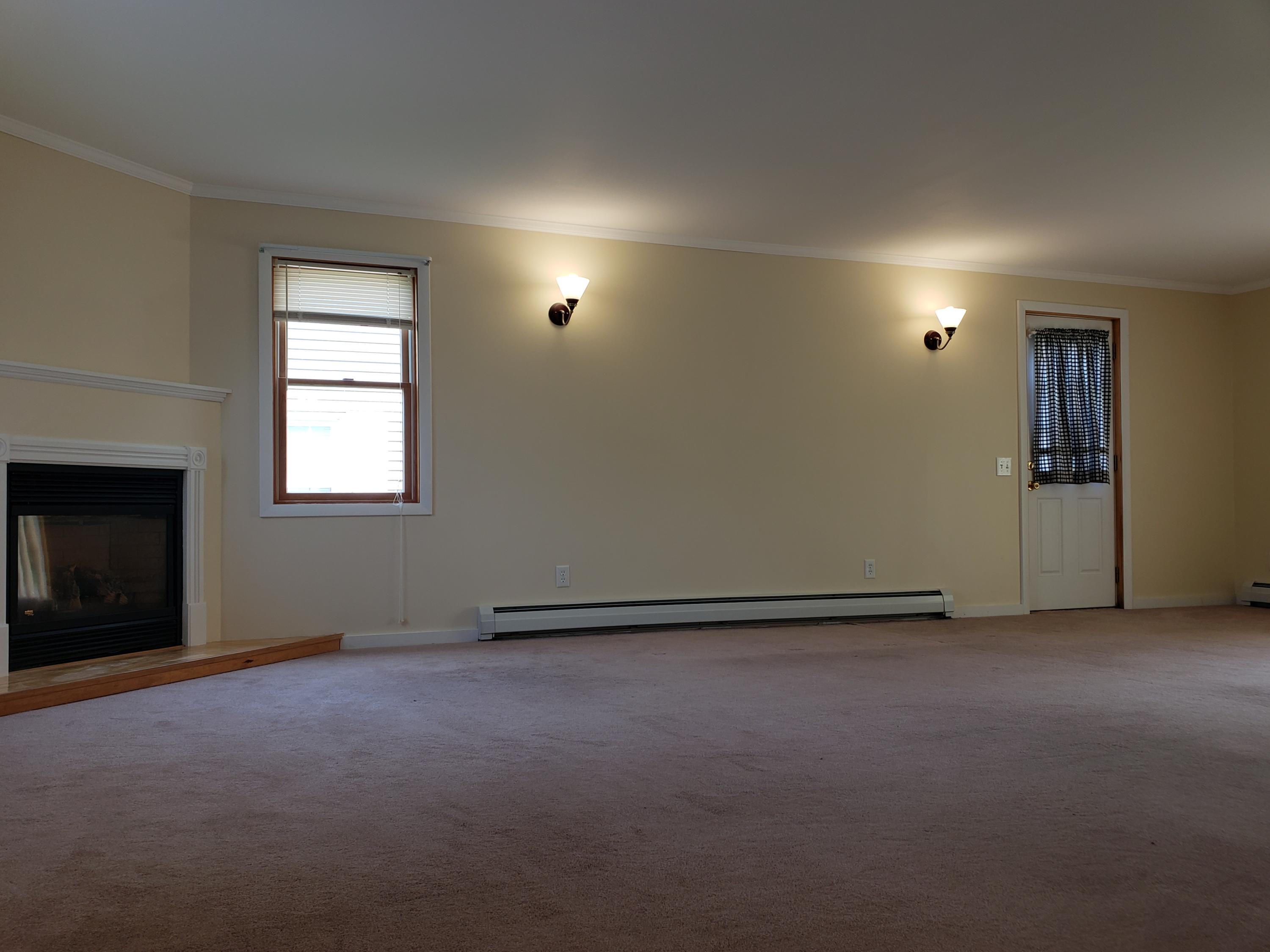 28 Mathews Avenue Waterville, ME 04901 - Photo 5 of 23 6