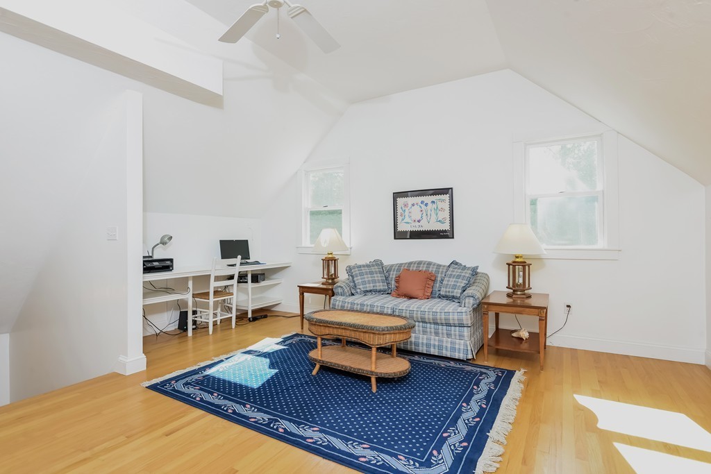 253 Mendell Road Rochester, MA 02770 - Photo 12 of 23 Gallery Image 12