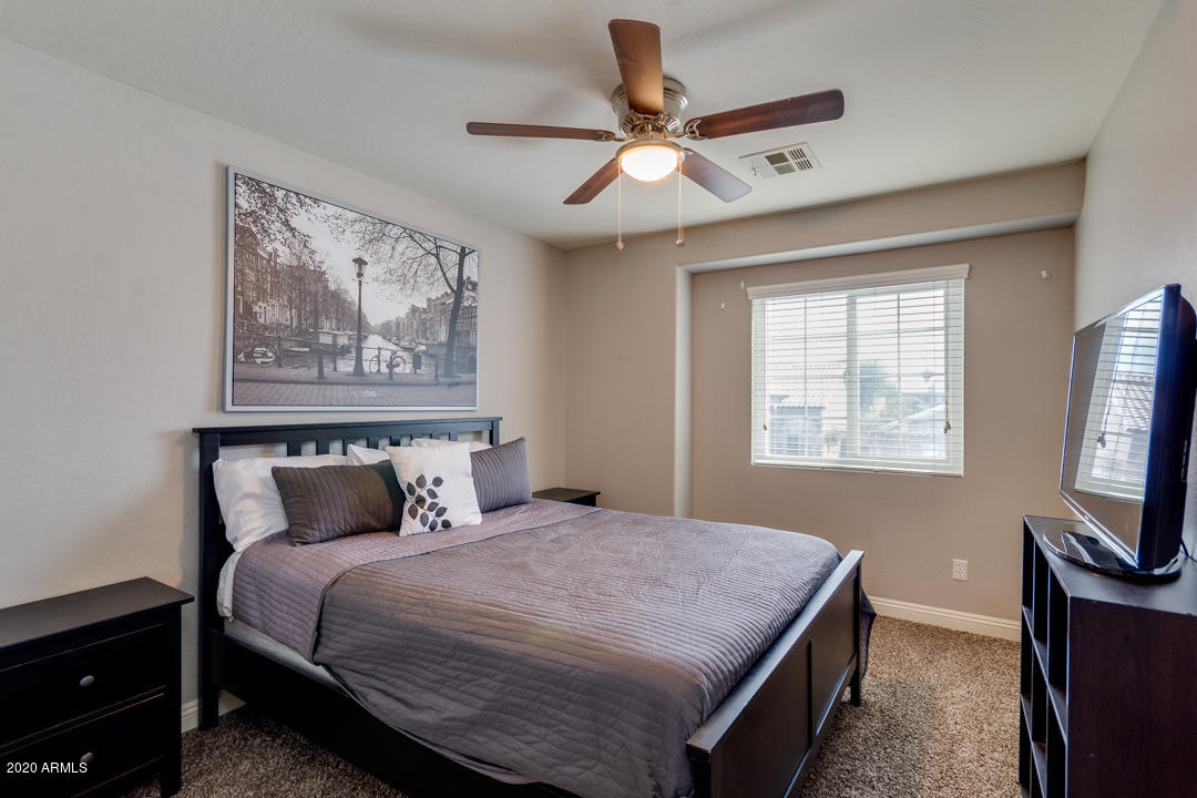 2910 East Frye Road Phoenix, AZ 85048 - Photo 24 of 31 2nd Bedroom