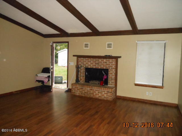 705 State Rd S-7-721 Beaufort, SC 29906 - Photo 11 of 11 DSCN7866