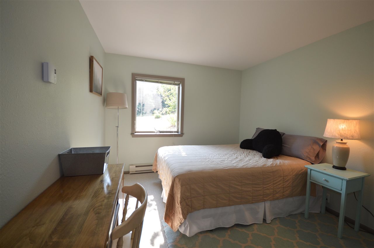4880 North Putnam Road Suttons Bay, MI 49682 - Photo 25 of 41 1890274-24.JPG