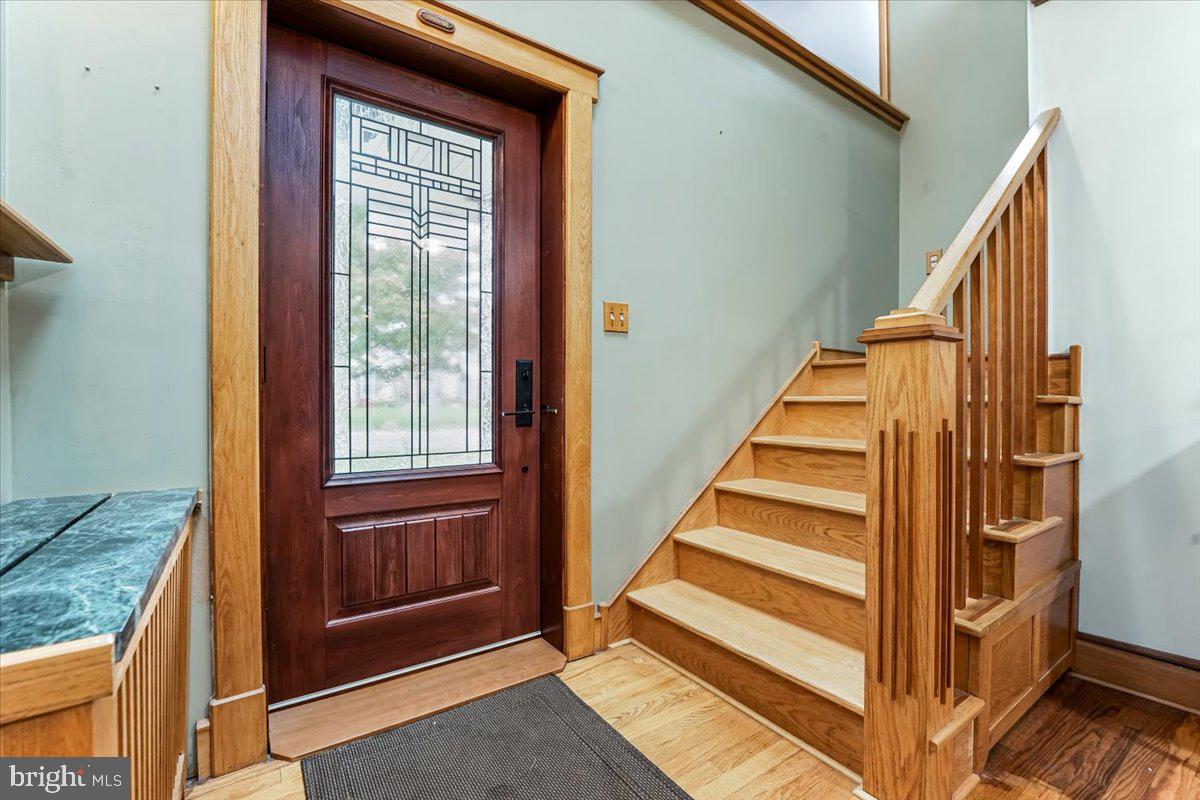 21 Church Road Media, PA 19063 - Photo 3 of 36 Oak floors with inlays welcome you in the foyer