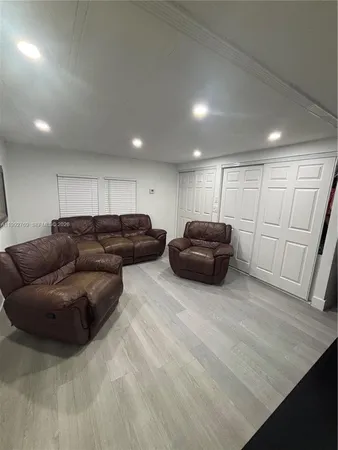 $200,000 | 12888 Southwest 17th Street, Miami, FL 33175