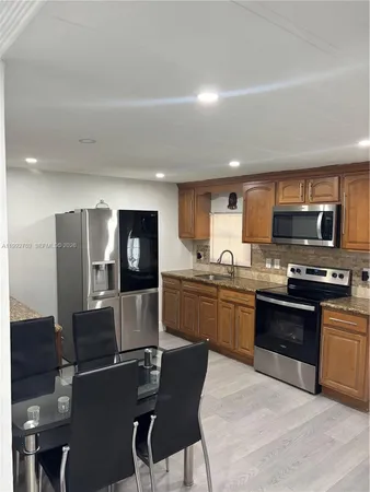 $200,000 | 12888 Southwest 17th Street, Miami, FL 33175