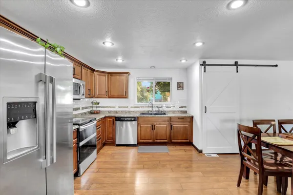 $399,900 | 6817 North Standard Street, Spokane, WA 99208