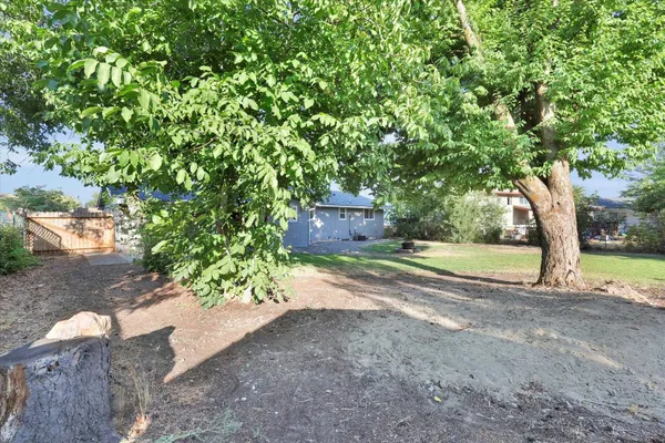 $399,900 | 6817 North Standard Street, Spokane, WA 99208