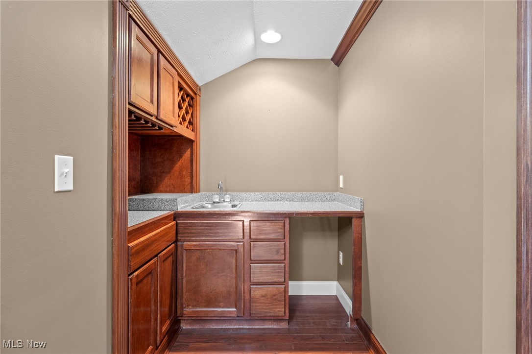 107 Furnace Run Road Akron, OH 44307 - Photo 40 of 48 wet bar