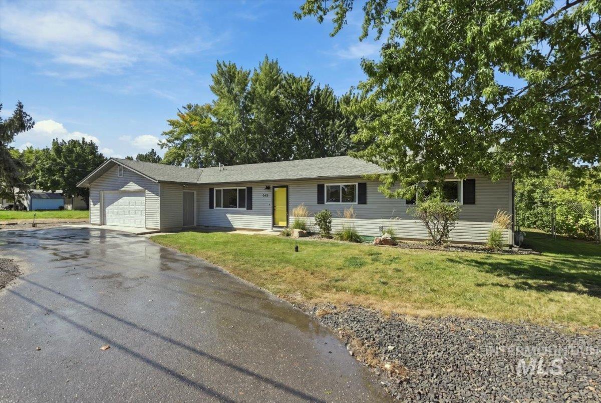 645 North Star Road Star, ID 83669 - Photo 2 of 40 Gallery Image 2