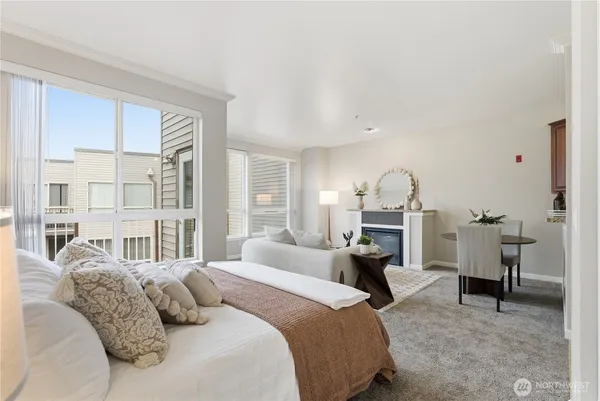 $215,000 | 225 Logan Avenue South, Unit 308, Renton, WA 98057