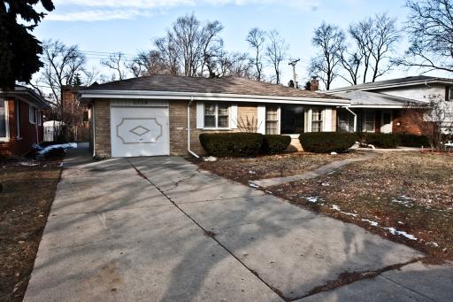 1712 Oakton Street Park Ridge, IL 60068 - Photo 1 of 1