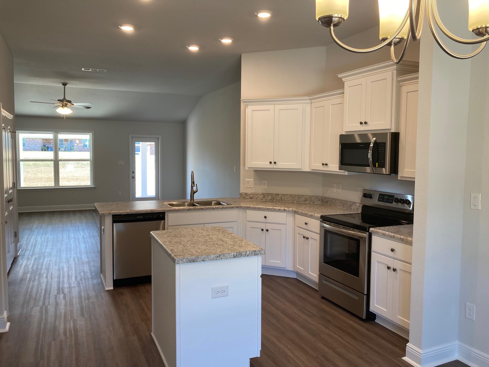 22833 Ridgewood Drive Robertsdale, AL 36567 - Photo 10 of 28