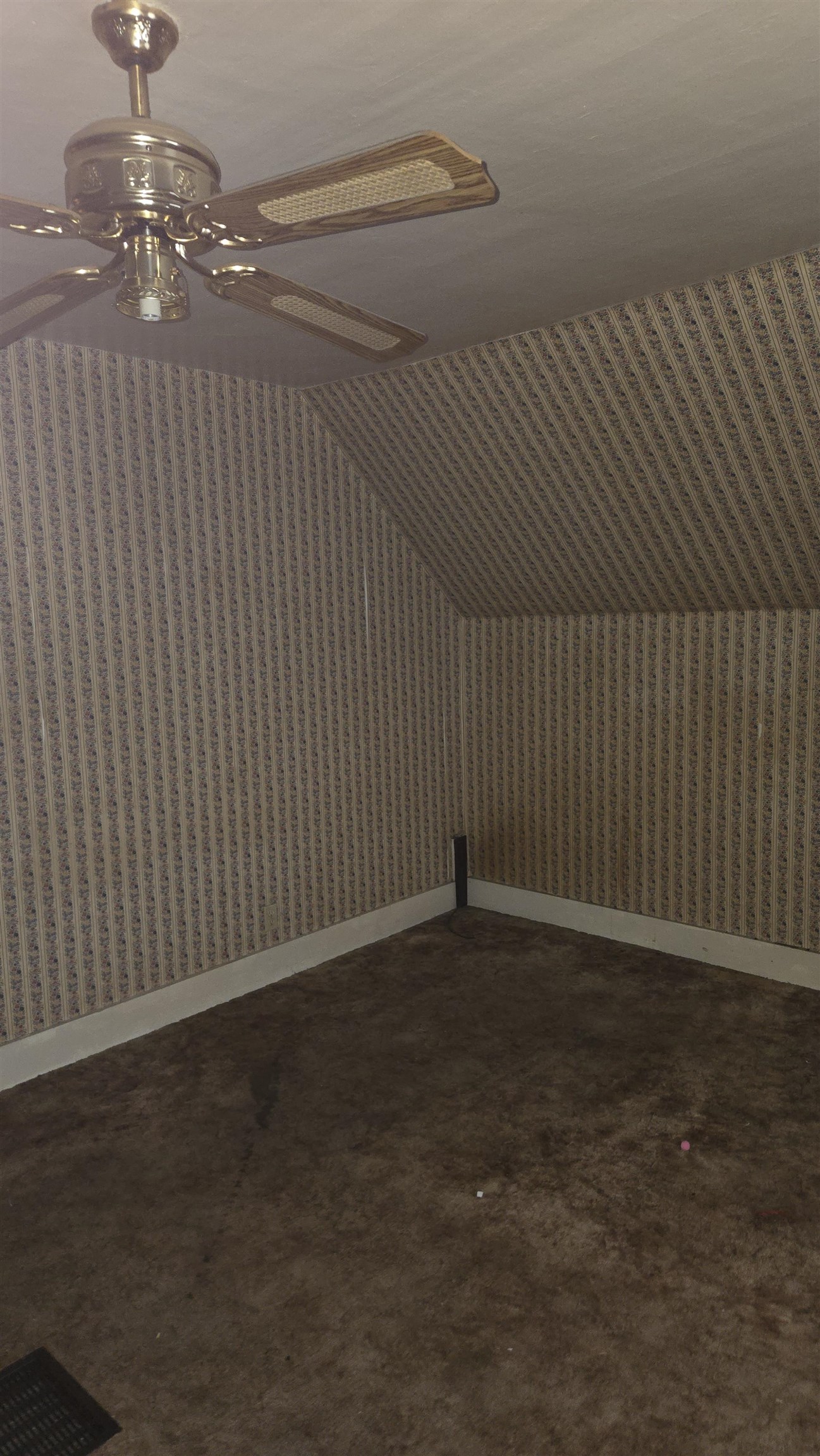 152 Seminary Street Barre, VT 05641 - Photo 10 of 12