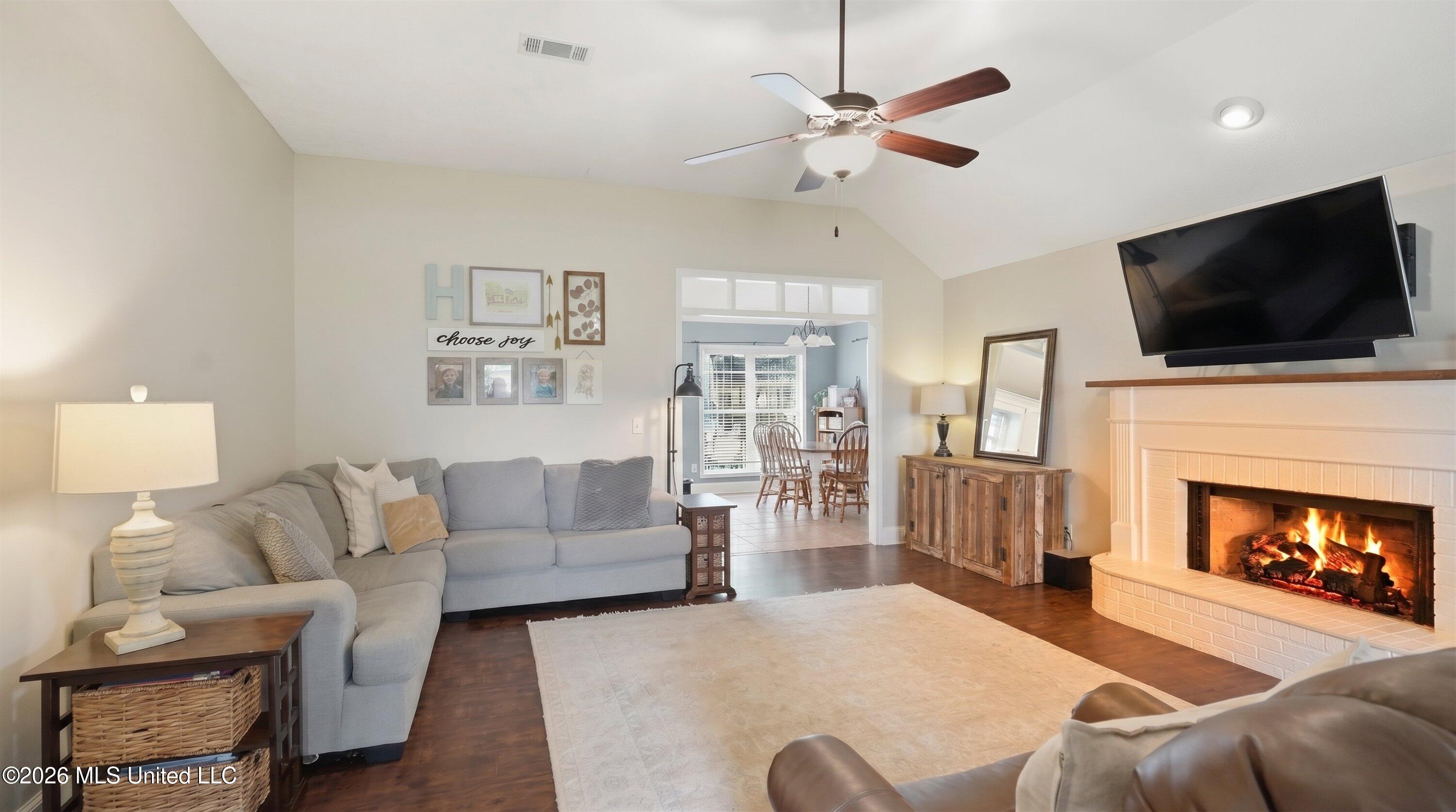 1308 Pecan Cove Brandon, MS 39042 - Photo 6 of 36 06-1308_Pecan_Cv_006-Fireplace
