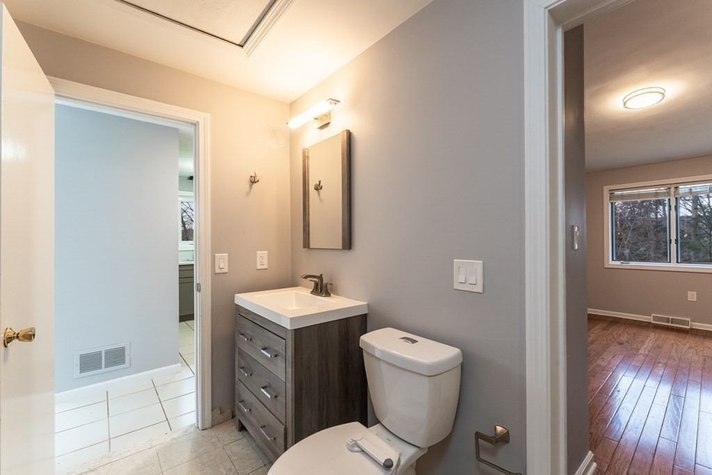 8 Coventry Road, Unit 8 Grafton, MA 01519 - Photo 10 of 22 Gallery Image 10