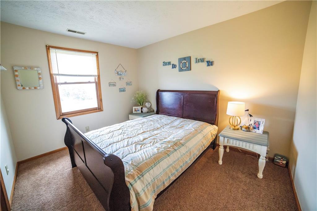 2453 Knobs End Court Springfield, OH 45502 - Photo 24 of 41