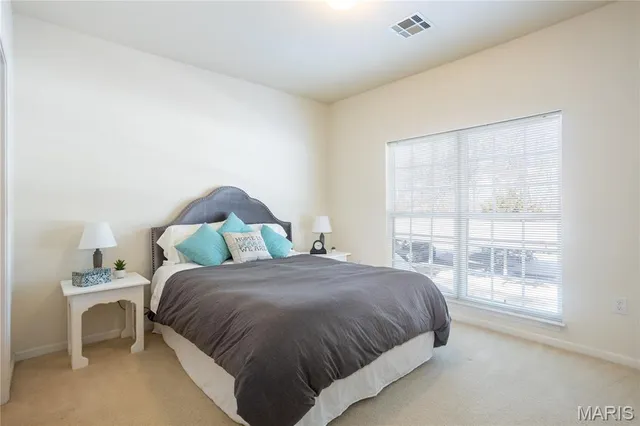 $199,900 | 42 Kassebaum Lane, Unit 208, St. Louis, MO 63129