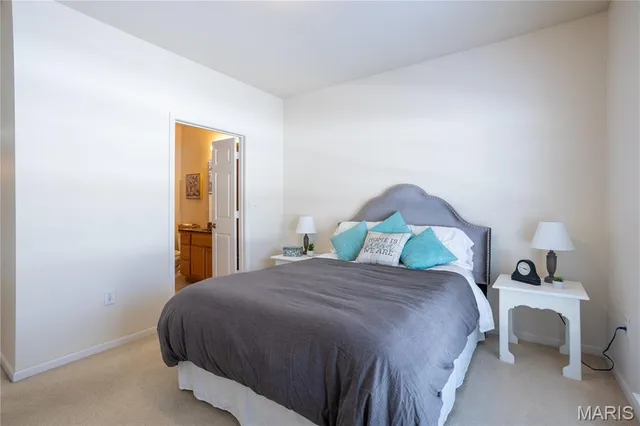 $199,900 | 42 Kassebaum Lane, Unit 208, St. Louis, MO 63129