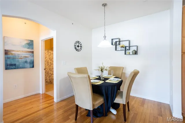 $199,900 | 42 Kassebaum Lane, Unit 208, St. Louis, MO 63129