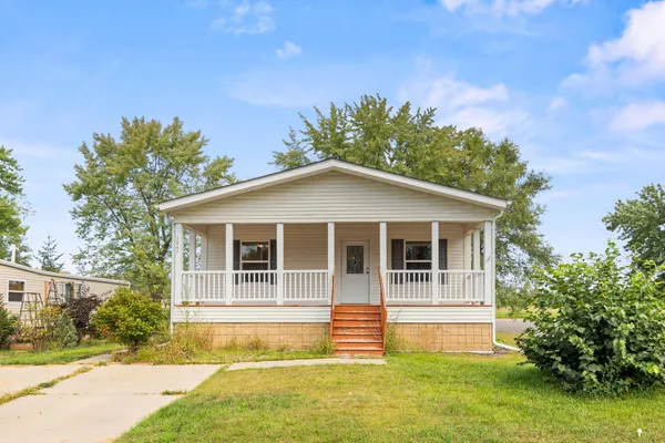 $134,900 | 1845 83rd Street West, Inver Grove Heights, MN 55077