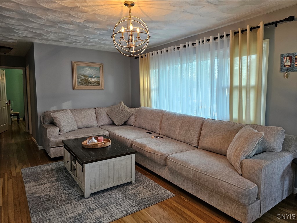 703 Burth Place Utica, NY 13502 - Photo 8 of 46