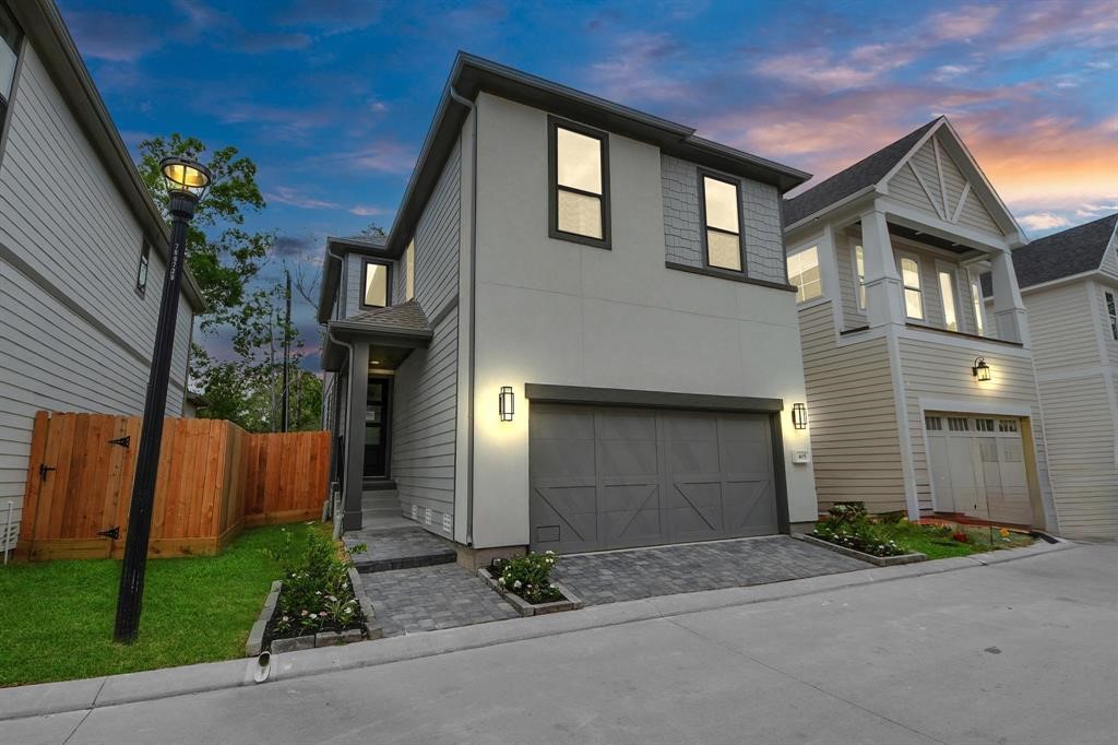 Welcome to 405 Forest Reserve Place!