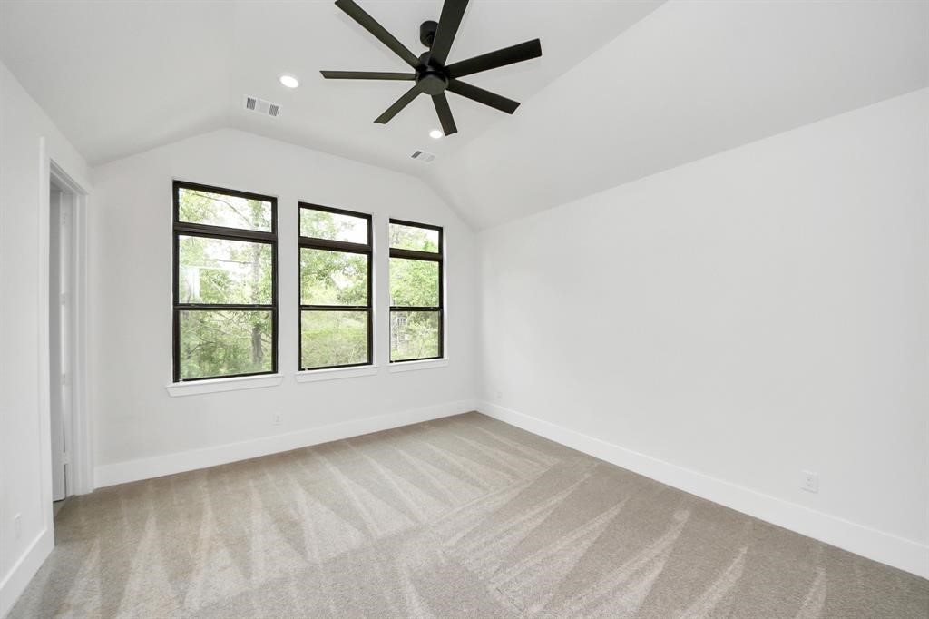 405 Forest Reserve Place Houston, TX 77079 - Photo 23 of 38