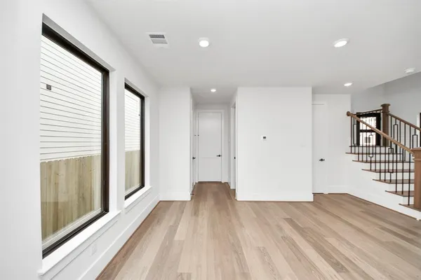 $660,000 | 405 Forest Reserve Place, Houston, TX 77079