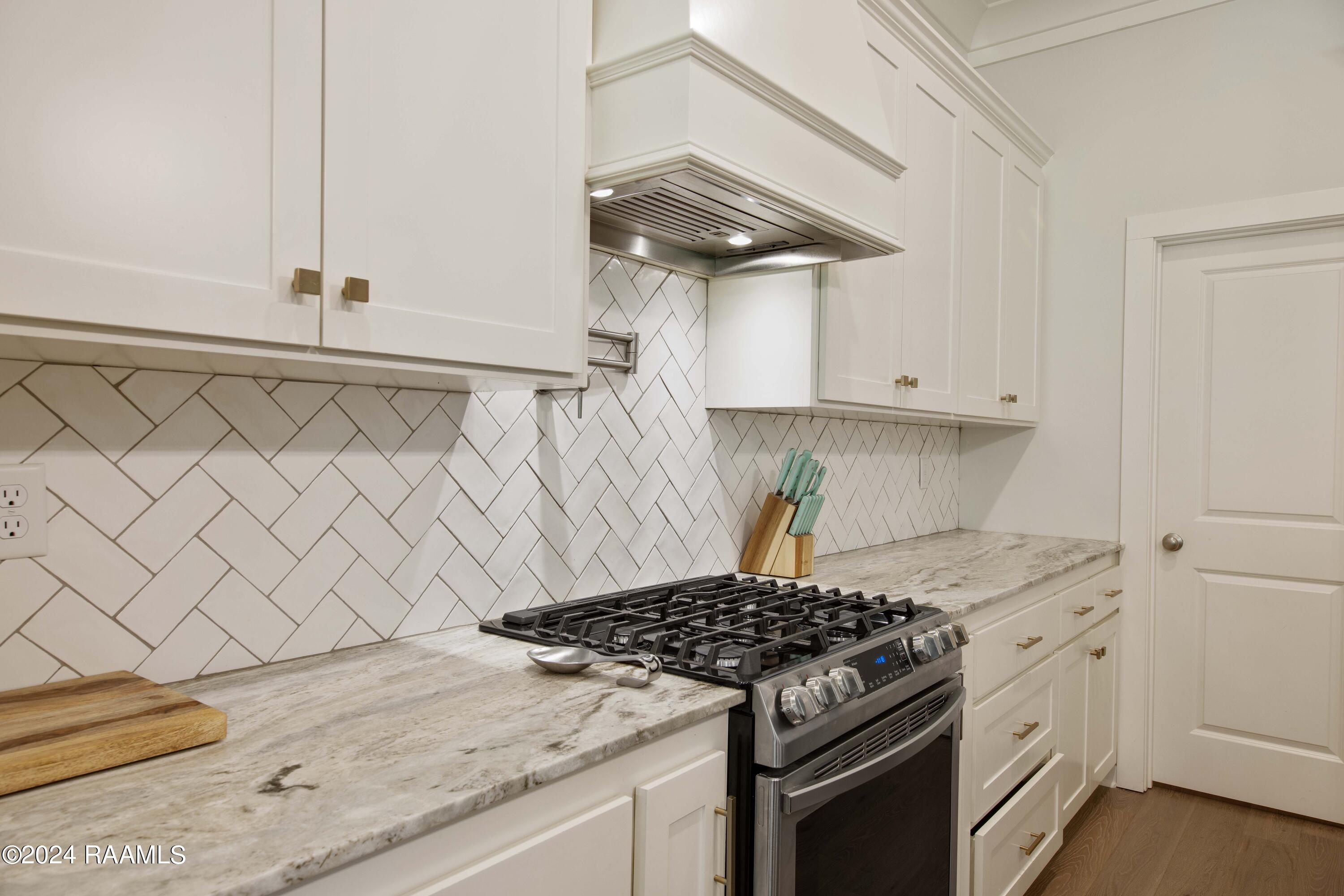 113 Rue Jean Rayne, LA 70578 - Photo 12 of 31 Gallery Image 12