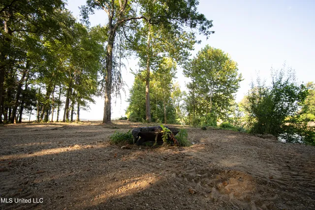 $749,000 | 6710 Money Road, Greenwood, MS 38930