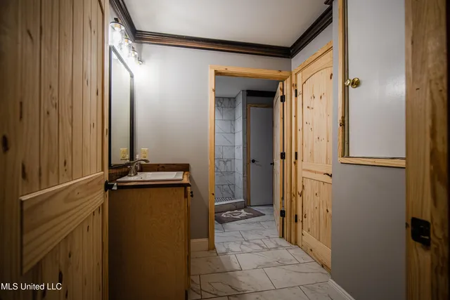 $749,000 | 6710 Money Road, Greenwood, MS 38930