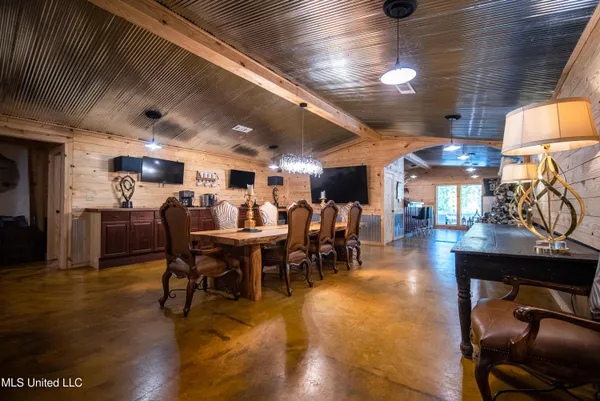 $749,000 | 6710 Money Road, Greenwood, MS 38930