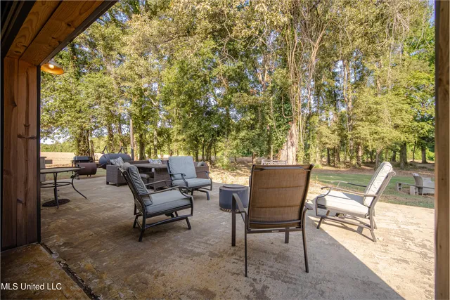 $749,000 | 6710 Money Road, Greenwood, MS 38930