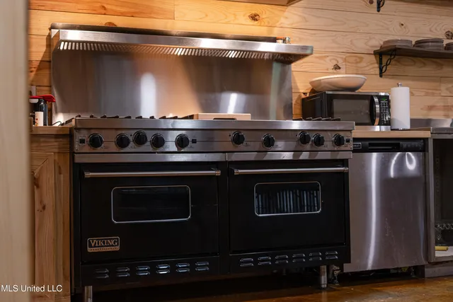 $749,000 | 6710 Money Road, Greenwood, MS 38930