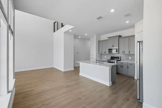 $2,995 | 1556 Lake District Drive, Allen, TX 75013