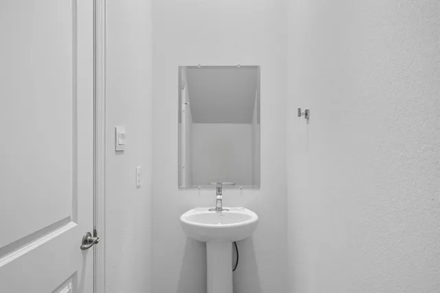 $2,995 | 1556 Lake District Drive, Allen, TX 75013