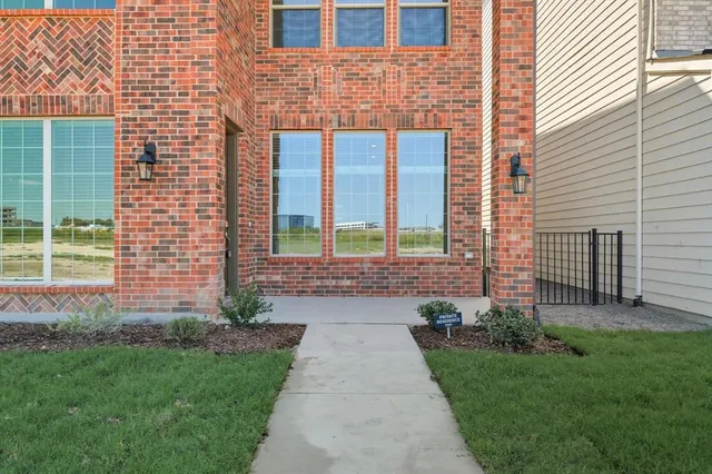 $2,995 | 1556 Lake District Drive, Allen, TX 75013
