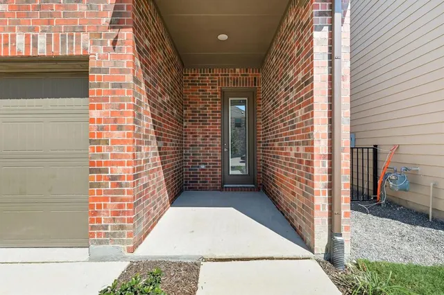 $2,995 | 1556 Lake District Drive, Allen, TX 75013