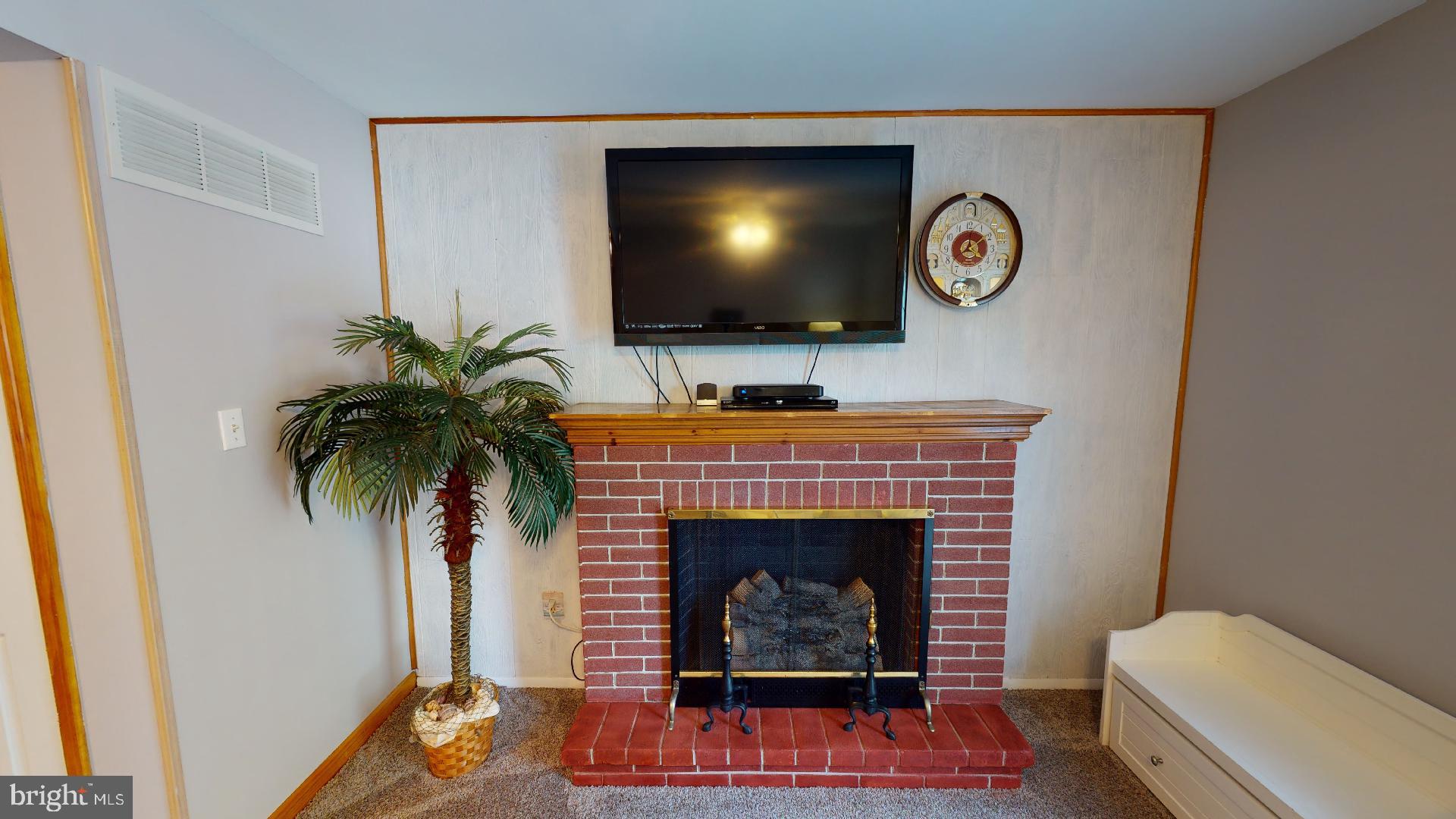 529 Holly Hunt Road Baltimore, MD 21220 - Photo 9 of 21