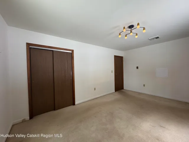 $3,300 | 1220 Co Rte 22, Unit 22, Ghent, NY 12075