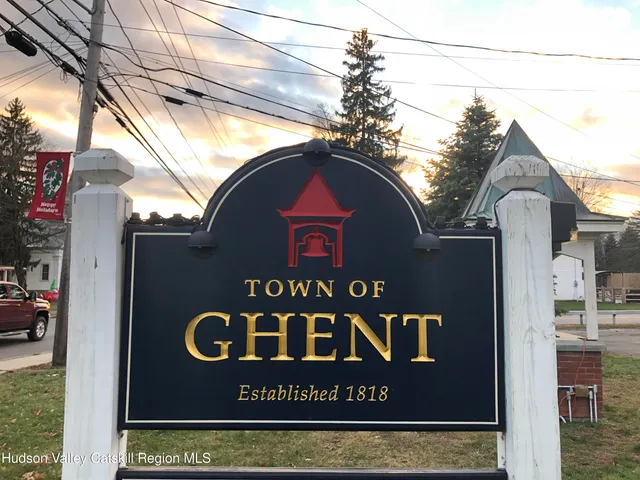 $3,300 | 1220 Co Rte 22, Unit 22, Ghent, NY 12075