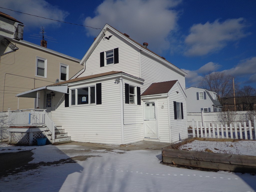 19 Erie Road Methuen, MA 01844 - Photo 1 of 14 Gallery Image 1