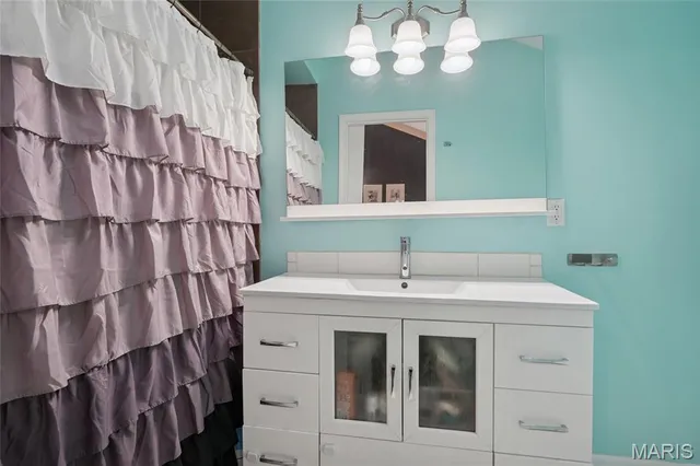 $330,000 | 7068 Winona Avenue, St. Louis, MO 63109