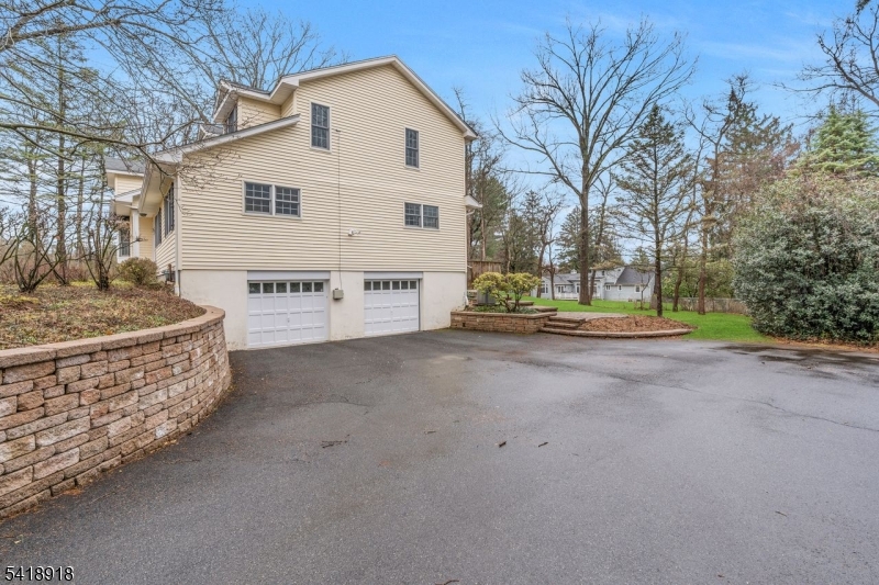 134 Spencer Road Bernards, NJ 07920 - Photo 33 of 34