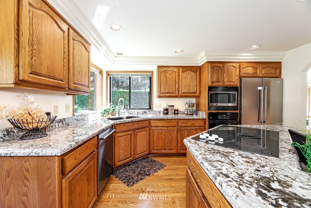18716 Southeast Lake Youngs Road Renton, WA 98058 - Photo 22 of 39