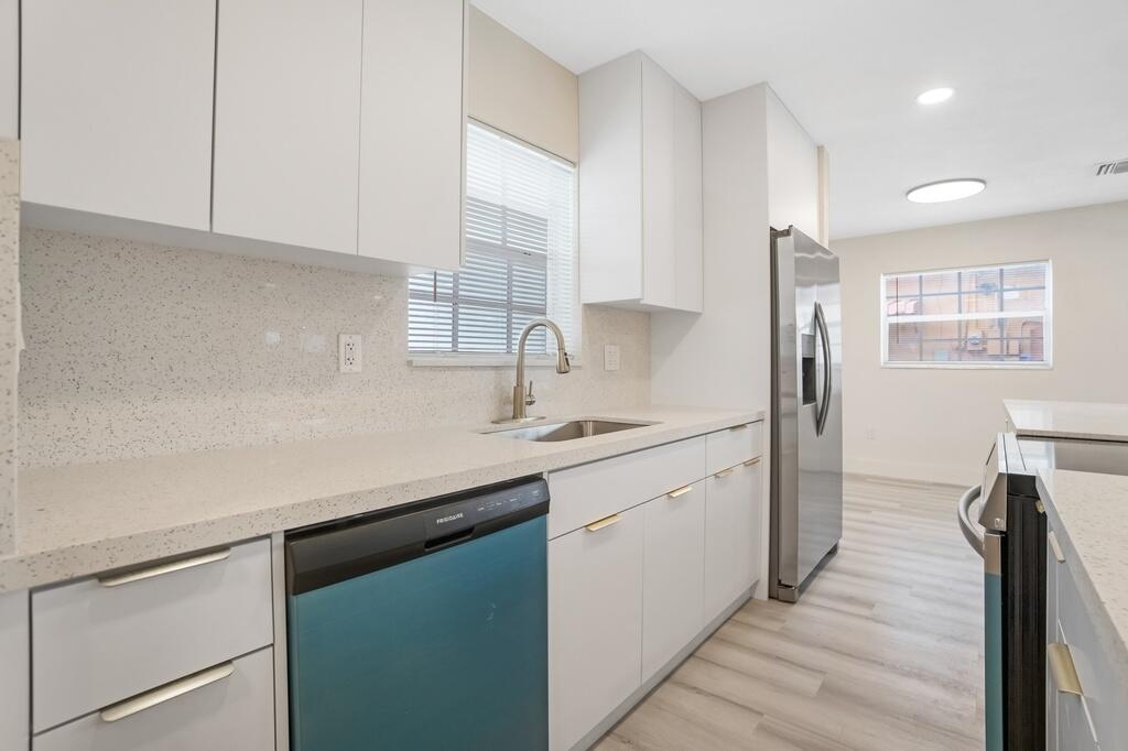3429 East Shore Road Miramar, FL 33023 - Photo 7 of 32 6_1024px