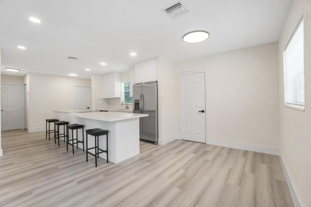 3429 East Shore Road Miramar, FL 33023 - Photo 10 of 32 11_1024px