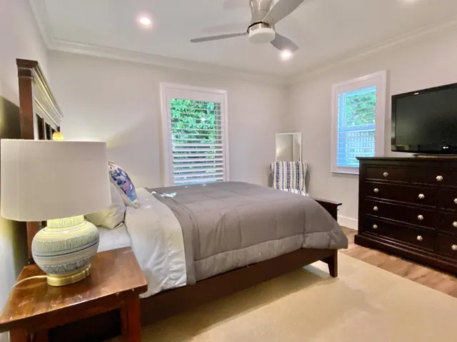 $5,000 | 907 Tropic Drive, Vero Beach, FL 32963