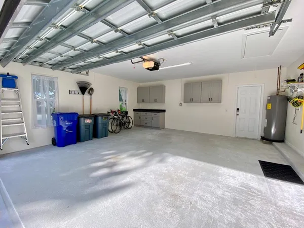 $10,000 | 907 Tropic Drive, Vero Beach, FL 32963